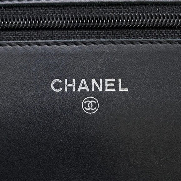 CHANEL CC Logo Chain Wallet Calfskin Black A48654 - Picture 12 of 15
